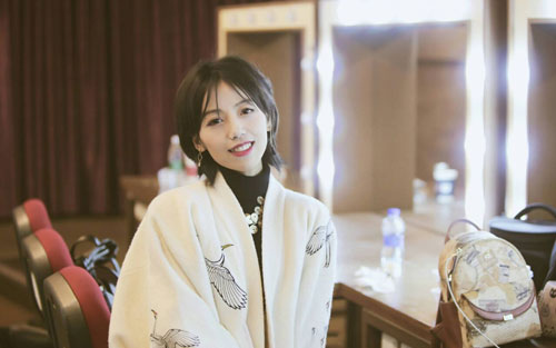 棠梨煎雪吉他谱 D调女生版_吴先生编配_银临