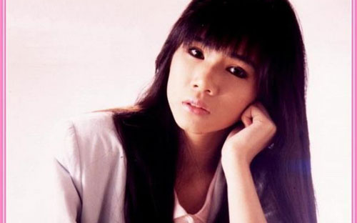 粉红色的回忆吉他谱 E调六线谱_扫弦版_韩宝仪