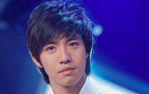 爱的华尔兹吉他谱 F调扫弦版_虫虫吉他编配_俞灏明