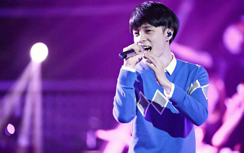 十万毫升泪水吉他谱 E调男生版_黑马编配_杨博