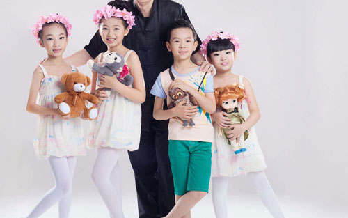 祝你生日快乐吉他谱 D调高清版_兴兴吉他编配_小蓓蕾组合