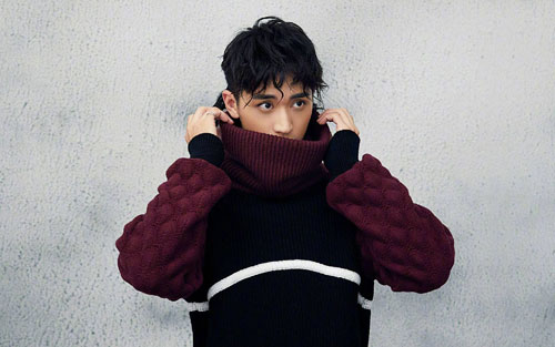 尘埃吉他谱 A调六线谱_垂耳吉他编配_许魏洲