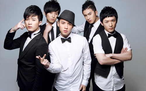 我还爱着你吉他谱 G调附前奏_吴恒编配_MIC男团