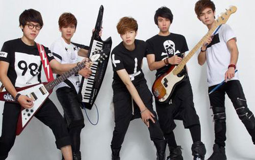 不是男人吉他谱 G调和弦谱_音乐之家编配_八三夭