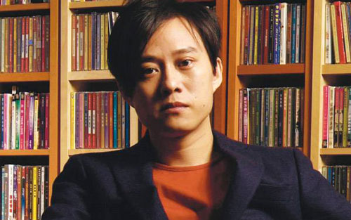 让我变作你的狗吉他谱 F调附前奏_阿潘音乐工场编配_林夕