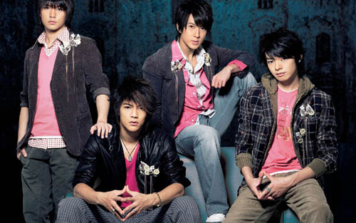 找幸福给你吉他谱 A调六线谱_阿潘音乐工场编配_飞轮海