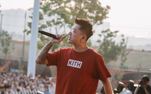 目不转睛吉他谱 C调扫弦版_乐事吉他编配_王以太