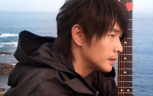 孤单爱情海吉他谱 F调扫弦版_黄品源编配_黄品源