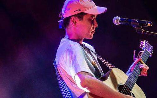 《形容》尤克里里谱弹唱版 G调和弦谱_桃子鱼仔教室编配_沈以诚