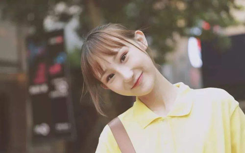 《假装》尤克里里谱弹唱版 C调简单版_白熊音乐编配_陈雪凝