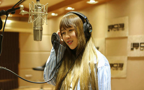 《雀跃》尤克里里谱弹唱版 F调女生版_闲识音学社编配_任然