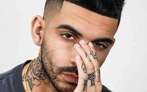 《坐在巷口的那对男女》尤克里里谱弹唱版 F调和弦谱_尤克里里中国网编配_自