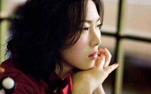 《迷宫 》尤克里里谱弹唱版 C调和弦谱_简单版_王若琳