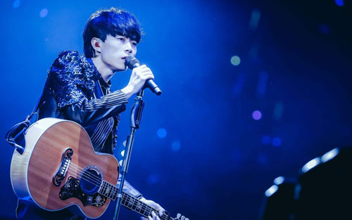 《鼓楼 》尤克里里谱弹唱版 A调附前奏_柠檬音乐编配_赵雷