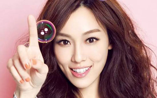 《一个像夏天一个像秋天》尤克里里谱弹唱版 C调和弦谱_扫弦版_范玮琪