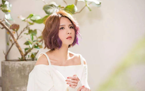 《单身美好》尤克里里谱弹唱版 E调女生版_喵了个艺编配_郭静