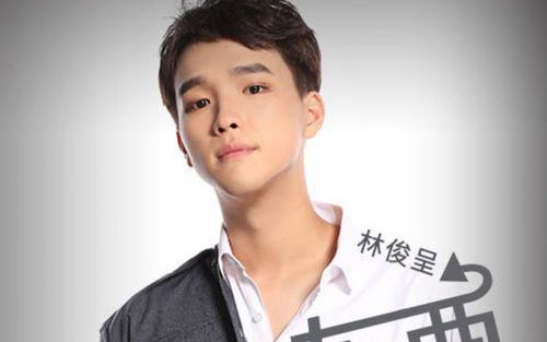 《东西》尤克里里谱弹唱版 C调扫弦版_闲识音学社编配_林俊呈