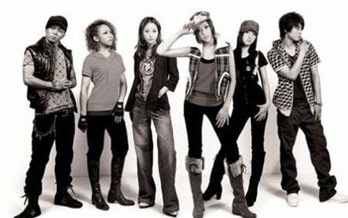 《樱花樱花想见你》尤克里里谱指弹版 F调精选版_趣弹音乐编配_RSP