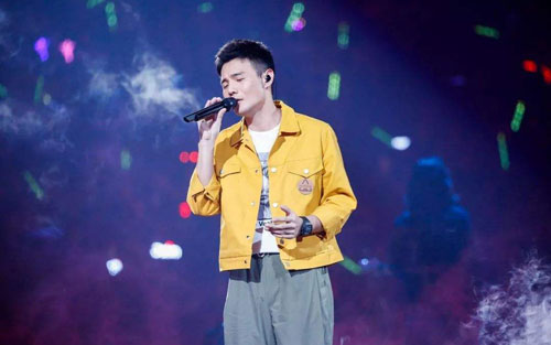 《戒烟》尤克里里谱弹唱版 C调女生版_星暴音乐编配_李荣浩