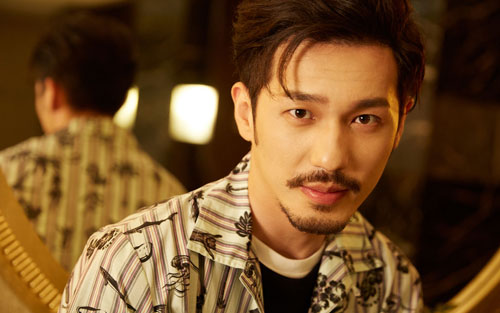 《时间飞行》尤克里里谱弹唱版 E调和弦谱_音乐地带编配_白宇