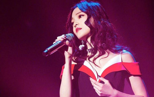 《全世界失眠》尤克里里谱弹唱版 G调附前奏_muamua编配_张韶涵