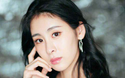 《不要忘记我爱你》尤克里里谱弹唱版 F调扫弦版_音乐之家编配_张碧晨