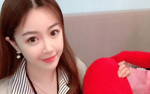 《黎明前的黑暗》尤克里里谱弹唱版 原调六线谱_尤克里里小白歌编配_孟颖