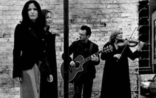 《what can i do》尤克里里谱弹唱版 A调高清版_音乐之家编配_corrs