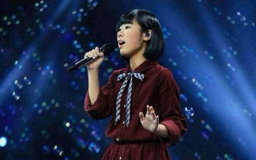 《记念》尤克里里谱弹唱版 F调精选版_闲识音学社编配_雷雨心