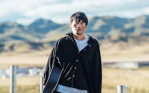 《致终将逝去青春》尤克里里谱弹唱版 G调和弦谱_大黄尤克里里编配_茶季杨