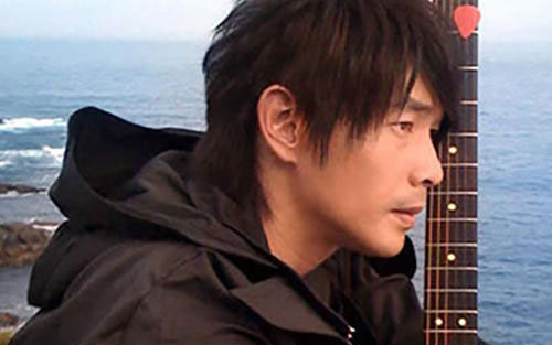 《海浪》尤克里里谱弹唱版 F调和弦谱_简单版_黄品源