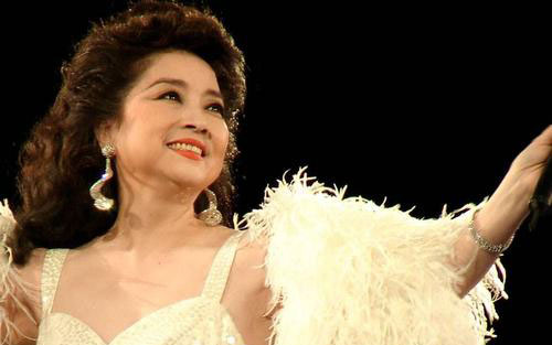 《心恋》尤克里里谱弹唱版 F调和弦谱_音乐之家编配_徐小凤