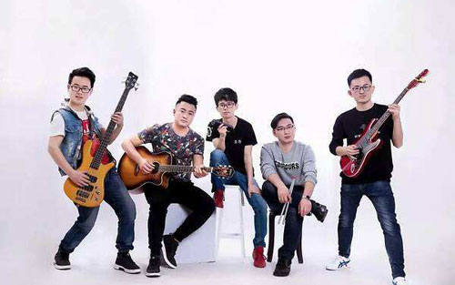 《纸短情长》尤克里里谱弹唱版 C调附前奏_白熊音乐编配_烟把儿乐队