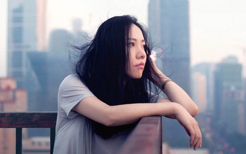 《认真的老去》尤克里里谱弹唱版 G调和弦谱_音乐地带编配_曹方