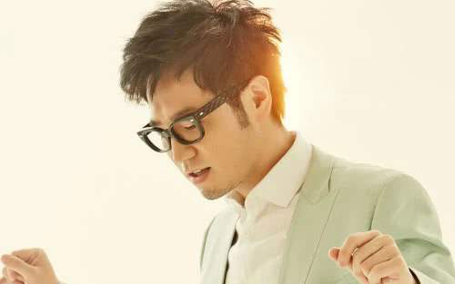 《时间都去哪儿了》尤克里里谱弹唱版 F调扫弦版_趣弹音乐编配_王铮亮