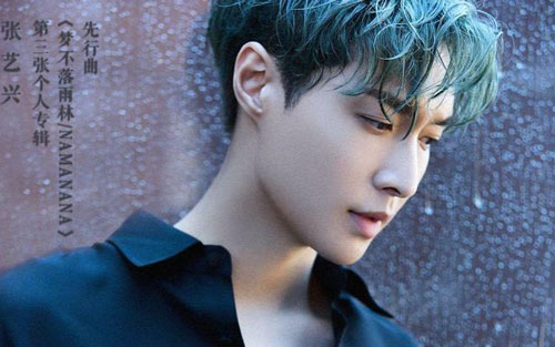 《圣诞又至》尤克里里谱弹唱版 E调附前奏_白熊音乐编配_张艺兴