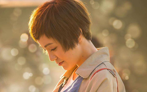 《世界上另一个我》尤克里里谱弹唱版 G调和弦谱_闲识音学社编配_郭采洁