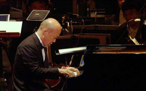  《悬崖上的金鱼姬》尤克里里谱指弹版 F调六线谱_高清版_石久让