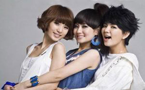 《一眼万年》尤克里里谱弹唱版 C调简单版_闲识音学社编配_SHE