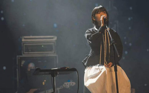 《火车开过破晓》尤克里里谱弹唱版 G调附前奏_桃子鱼仔ukulele编配_房东的猫