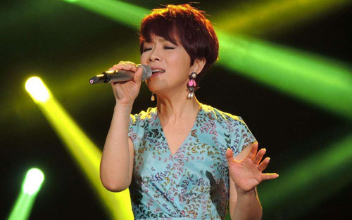 《快乐老家》尤克里里谱弹唱版 C调简单版_趣弹音乐编配_陈明