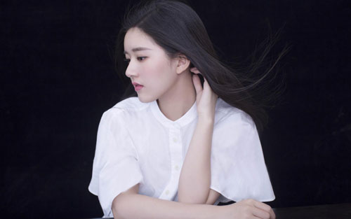 《好像掉进爱情海里》尤克里里谱弹唱版 A调女生版_音乐地带编配_赵露思