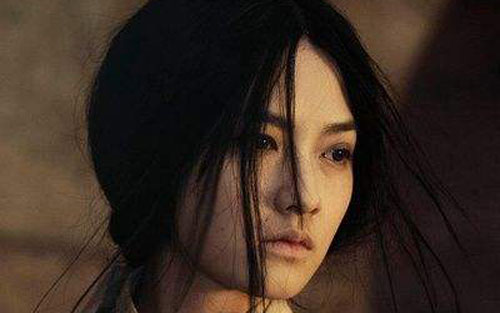 《氧气》尤克里里谱弹唱版 F调和弦谱_大黄尤克里里编配_范晓萱