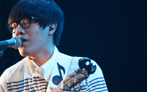 《早安晨之美》尤克里里谱弹唱版 G调和弦谱_桃子鱼仔ukulele编配_卢广仲