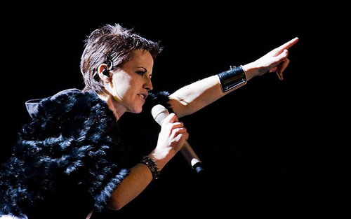 《Never grown old》尤克里里谱弹唱版 G调扫弦版_音乐地带编配_小红莓乐队