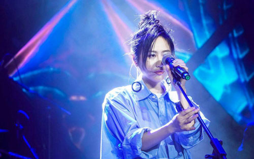 《芳草地》尤克里里谱弹唱版 C调和弦谱_ukulelecn编配_陈粒