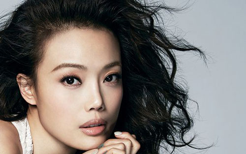 《女皇》尤克里里谱弹唱版 D调附前奏_音乐之家编配_容祖儿