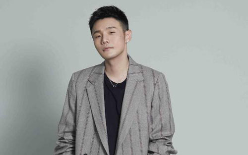 《麻雀》尤克里里谱弹唱版 D调男生版_番茄尤克里里编配_李荣浩