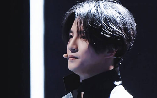 《病态》尤克里里谱弹唱版 D调附前奏_桃子鱼仔编配_薛之谦