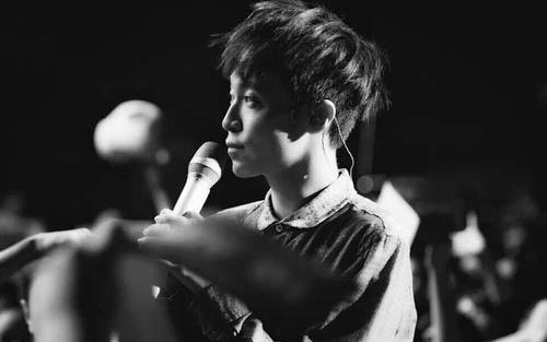 《蜂鸟》尤克里里谱弹唱版 G调简单版_白熊音乐编配_吴青峰